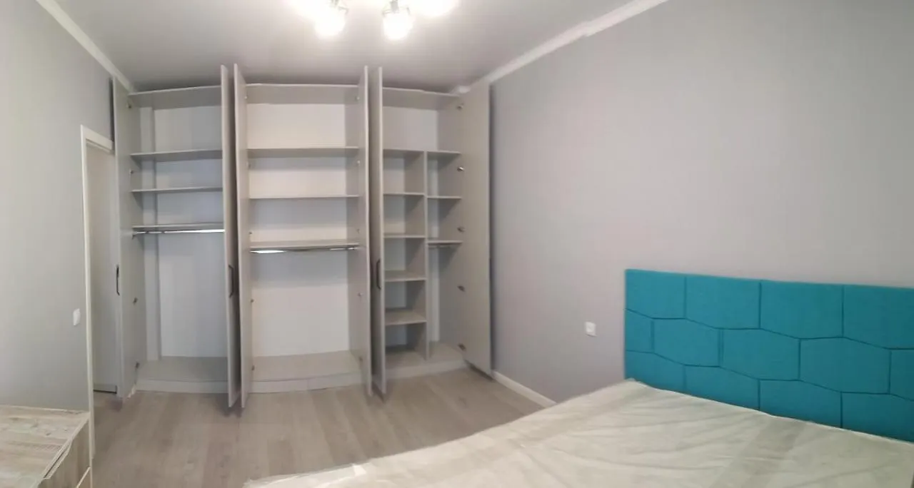Квартира Посуточно С Wi-Fi Lejlighed Almaty